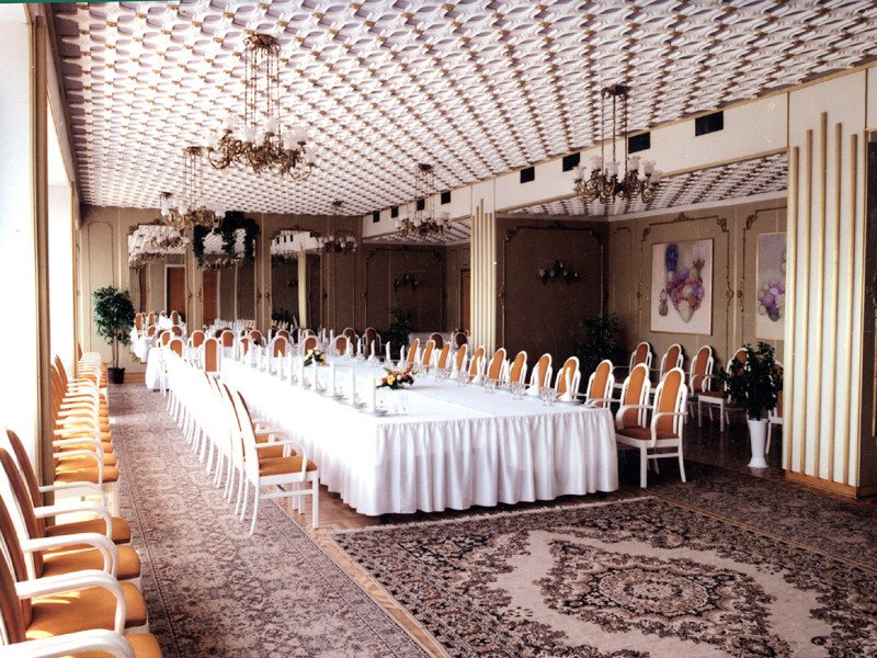 Restaurant. Banquet hall
